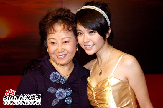 杨三姐告状剧照