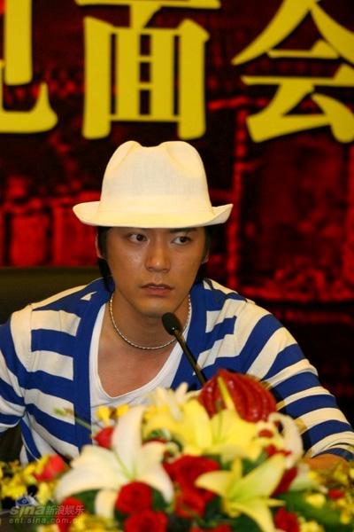 剧照-图文：暴雨梨花见面会--男一号吴庆哲