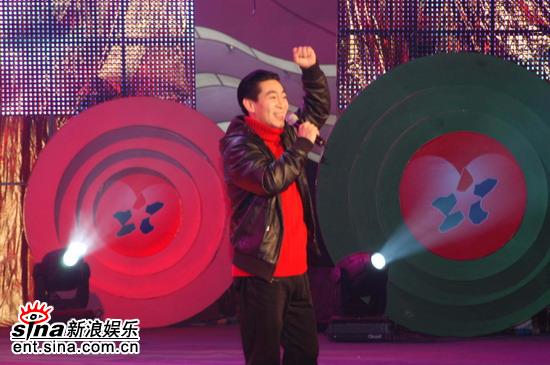 剧照-图文：CCTV爱心盛典晚会--六小龄童