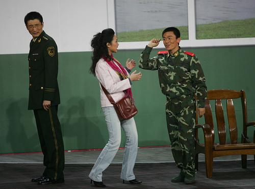 剧照-图文：央视录制元宵晚会--王宝强表情兴奋