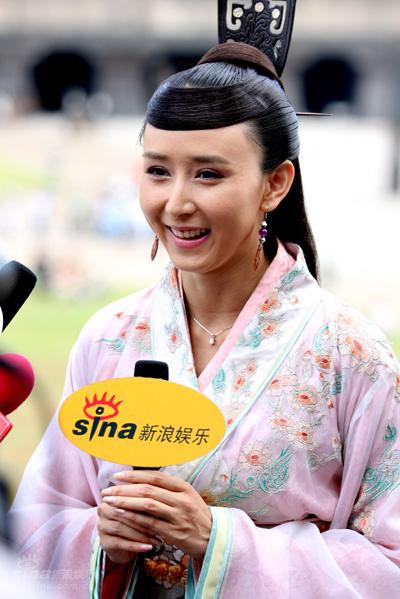 剧照-图文：兵圣探班--胡静接受采访