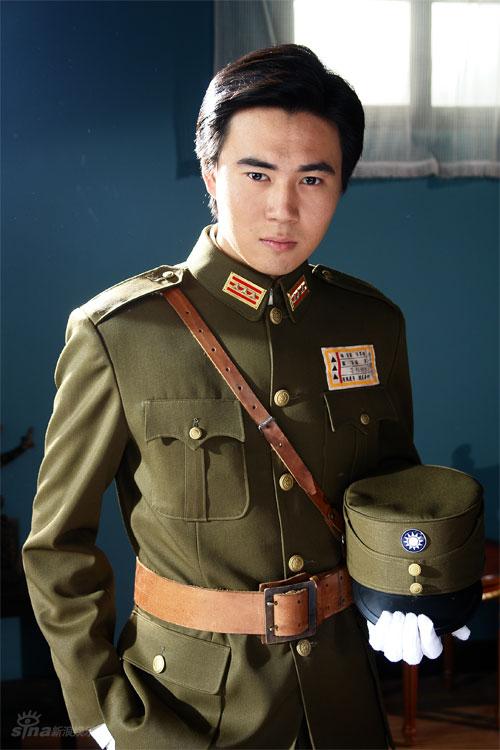 剧照-资料图片：电视剧对手服装造型照曝光(7)
