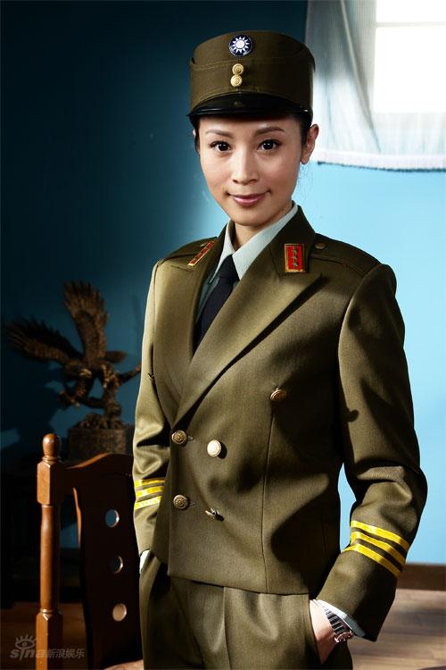 剧照-资料图片：电视剧对手服装造型照曝光(1)