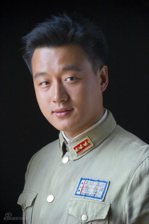 狙击手剧照