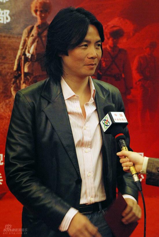 剧照-图文：战北平发布会--导演胡雪桦