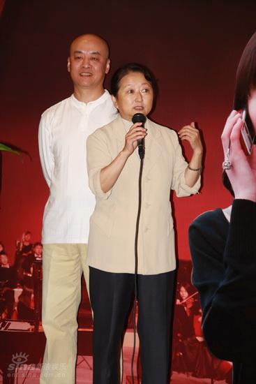 剧照-图文：双城变奏发布会--本剧编剧讲话