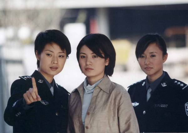 女子监狱剧照