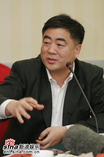 低头不见抬头见剧照