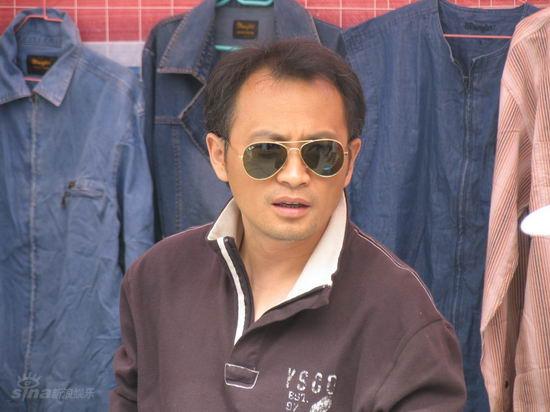 雅宝路女人剧照