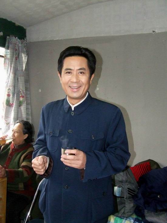 剧照-中华魂讴歌功臣 郭凯敏做功课不遗余力(图)