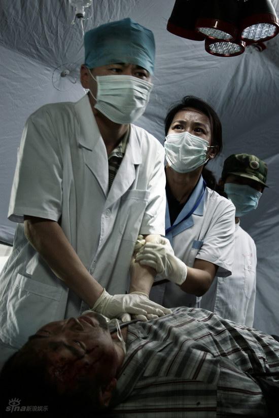 剧照-图文：震撼世界的七日--医生面对生死时刻