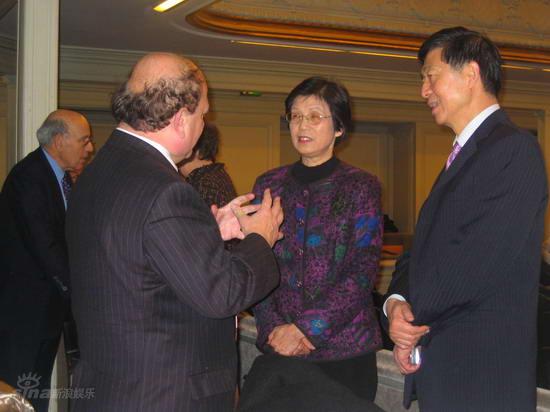 中国大使剧照