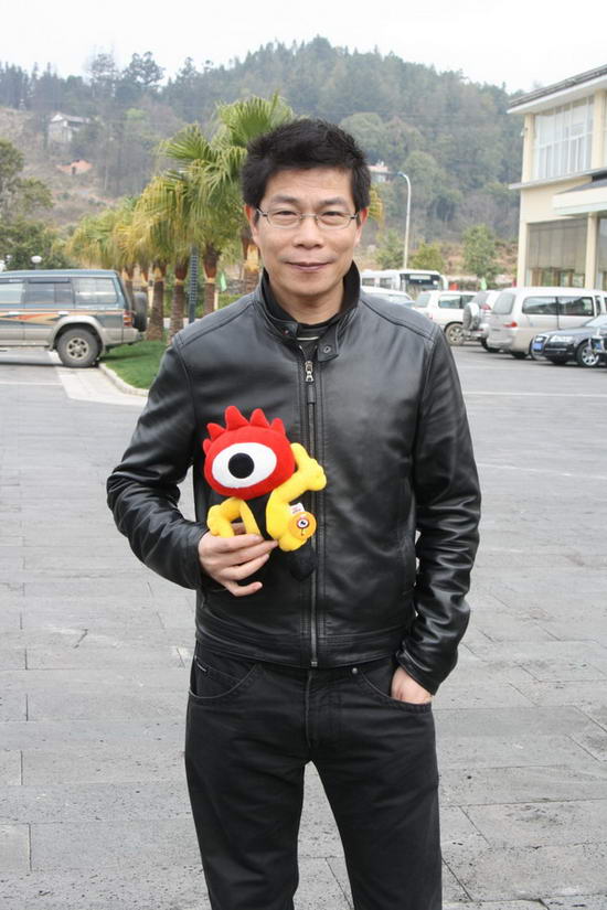 剧照-图文：团长发布会--王中军与小浪人
