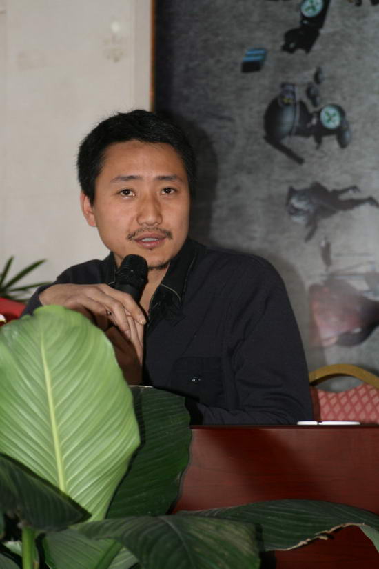 剧照-图文：团长发布会--男演员高峰