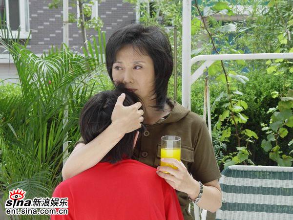 我想有个家剧照-依依难舍