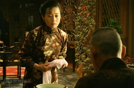剧照-铁梨花赵元庚的妻妾--张岩饰二姨太