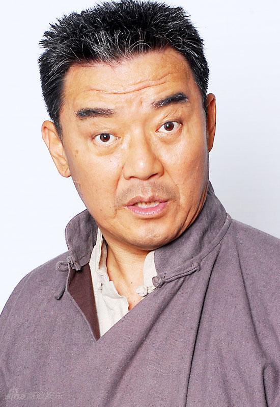新一剪梅主演--李立群饰万大权