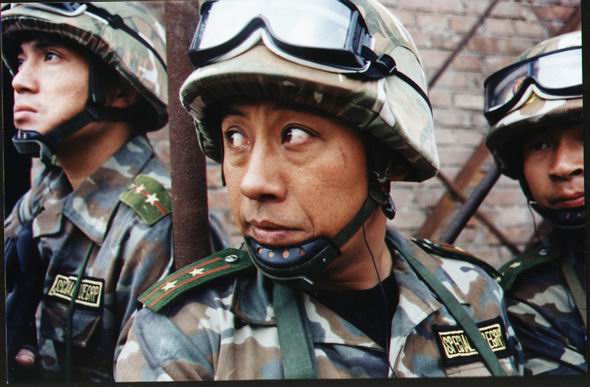 武装特警剧照