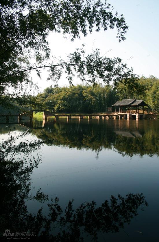 剧照-资料图片：电视剧许茂和他的女儿们外景(21)