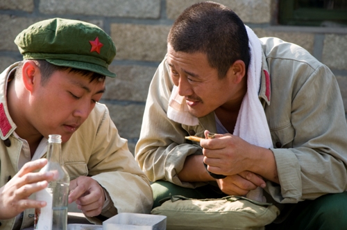 剧照-图文：生死记忆探班--豆子和老邱