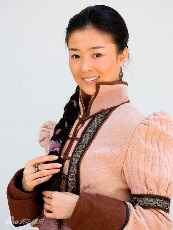 胡杨女人剧照