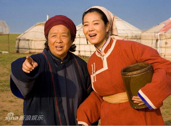 胡杨女人剧照