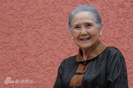 大女当嫁剧照