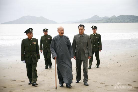 剧照-杜雨露“先飞”精神 东方红中再饰蒋介石