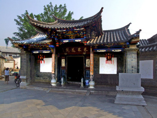 剧照-探访陈坤郝蕾新剧朱家花园拍摄地(组图)