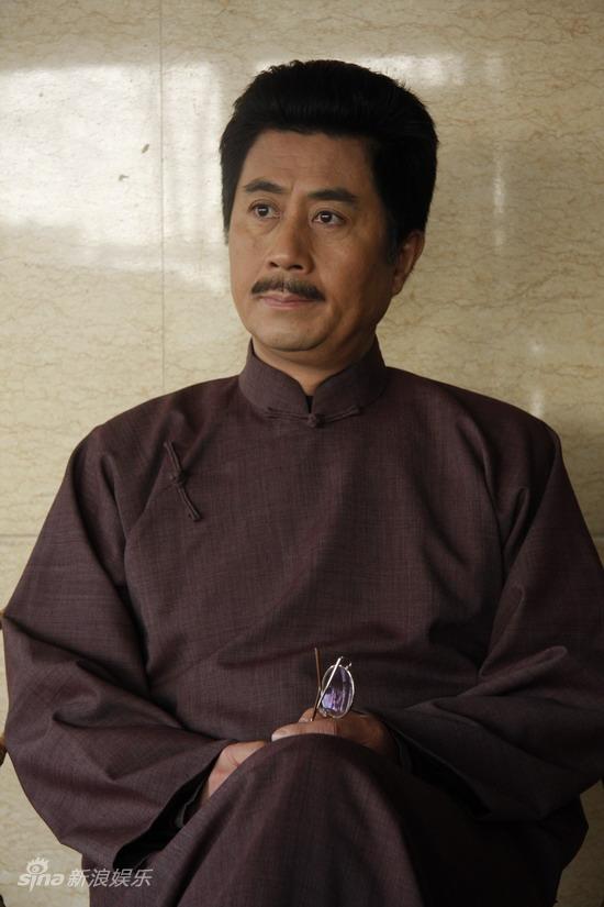 决战黎明人物--郭凯敏饰许耀庭