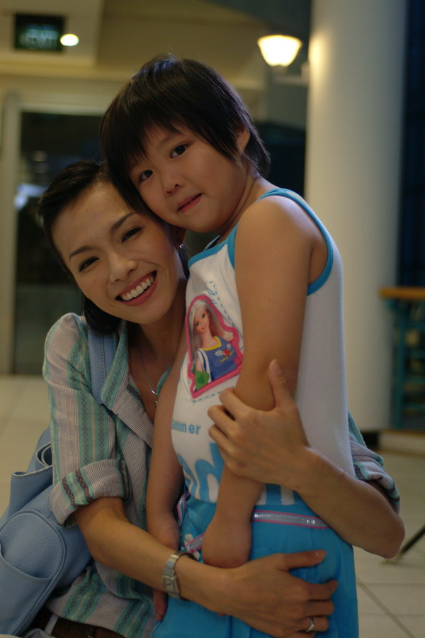 新加坡电视剧活下去精彩剧照(18)