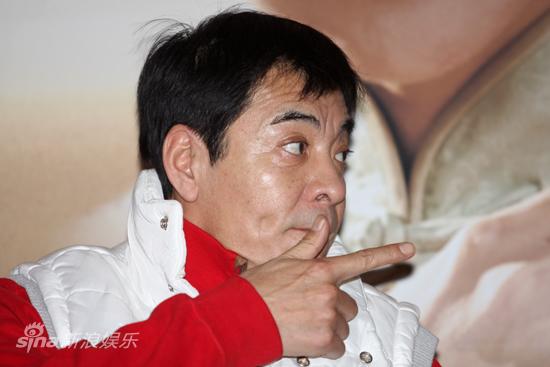剧照-图文：孟来财发布会--刘威耍宝