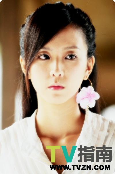 Tiffany谁演的