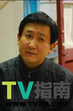 何必谁演的