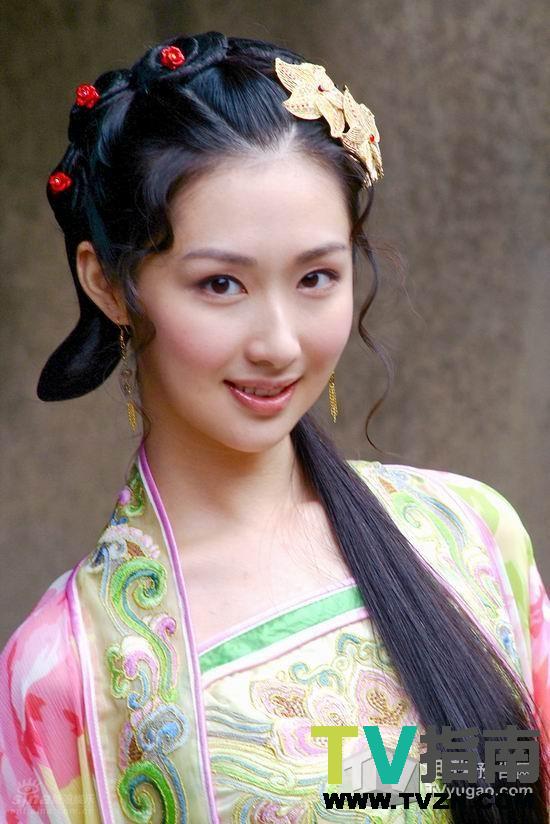 含月谁演的