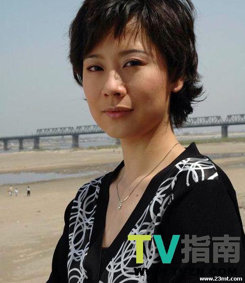 李小莉谁演的