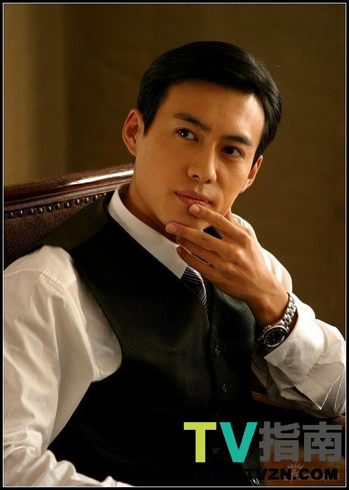 陈宝国,大陆男演员,天津人,1977年毕业于中国中央戏剧学院表演系.