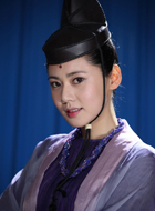 夜莎罗谁演的