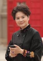 易妈谁演的