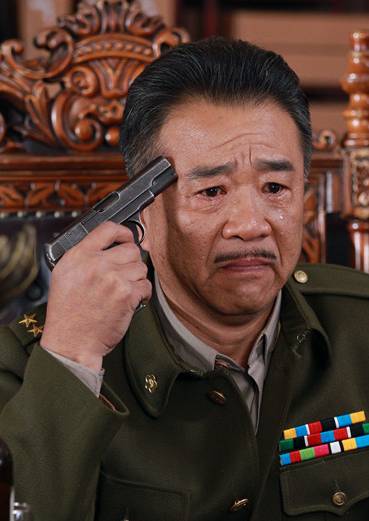 罗文昌谁演的