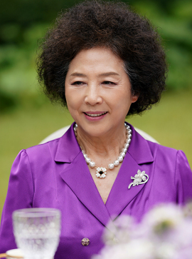 福满欣谁演的