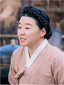 青春月谈演员李敏芝