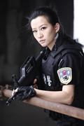 剧照-花儿罗曦神秘身份曝光 网络赛区顺利晋级(图)