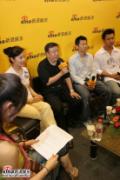 剧照-图文：康朝秘史做客新浪--尤导先发言