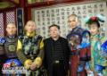 剧照-图文：探班康朝秘史--片场全家福
