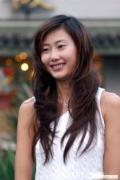 剧照-组图：谢东娜“触电”苏州热拍偏不离婚