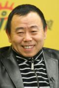 剧照-图文：清水蓝天聊天--潘长江笑容亲切