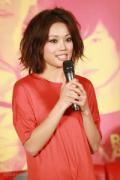剧照-图文：青春舞台发布会--容祖儿发言