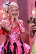 剧照-李绮红舞林哭闹不愿PK 范文芳吻“洪七公”(图)
