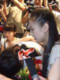 剧照-图文：丁家有女喜洋洋热拍--黄圣依演戏